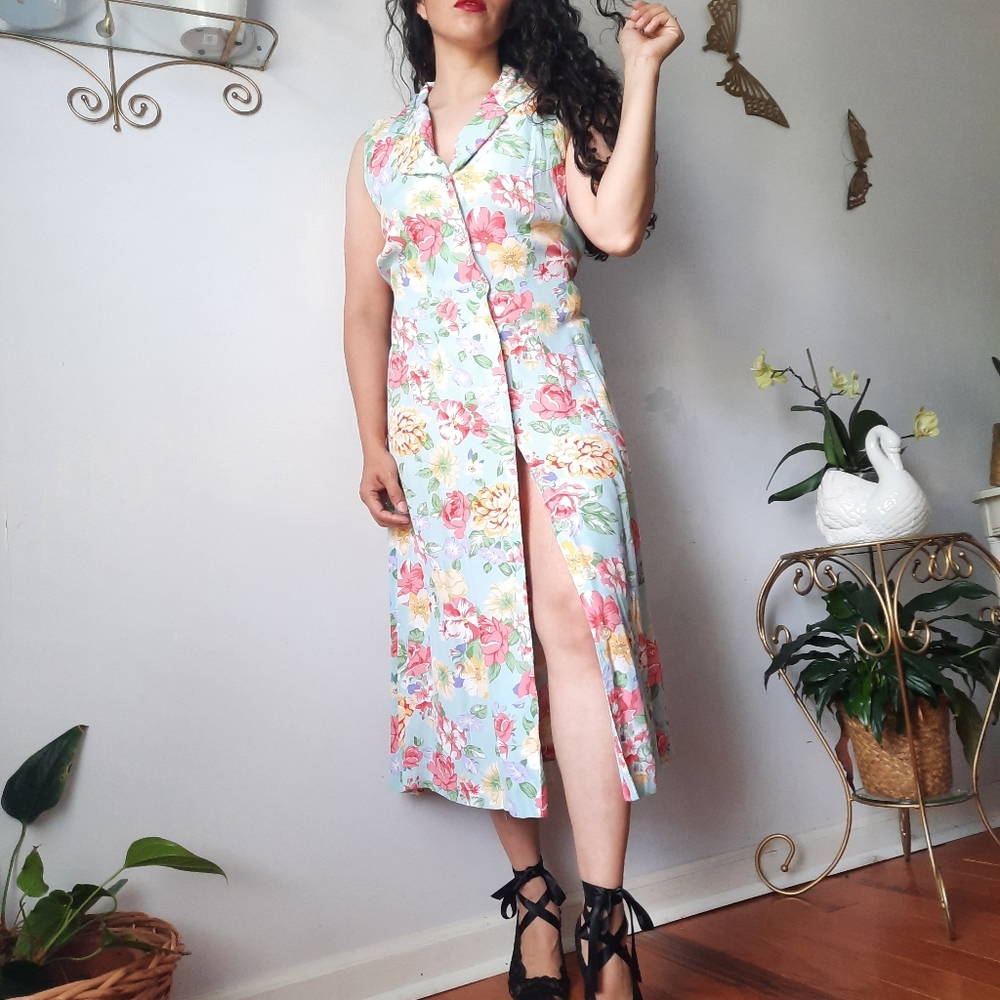 Vintage floral button-down midi dress
